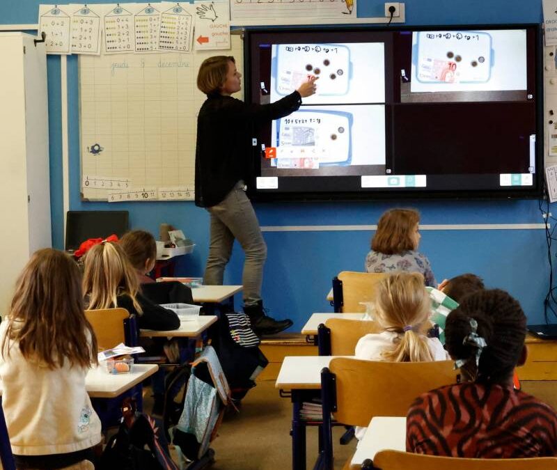 écran numérique pour le Cours Préparatoire et le CP