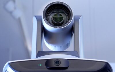 La caméra SPE-UV100T : le meilleur suivi intelligent du professeur (vidéo)
