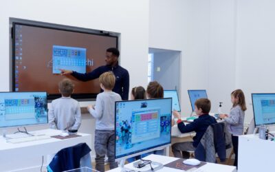 Choosing the best digital whiteboard for classrooms, school and education