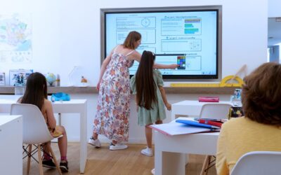 Das digitale Whiteboard im Unterricht: Warum Lehrkräfte noch mal die Schulbank drücken sollten!