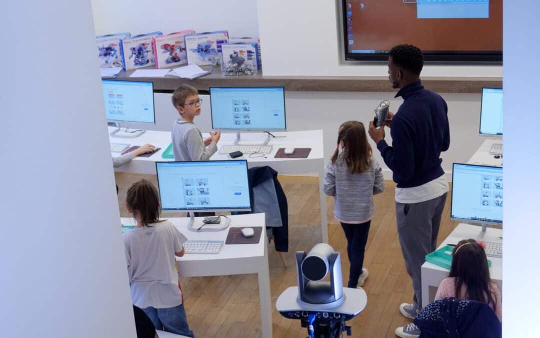Transforming the classroom – digital whiteboards for teachers and students
