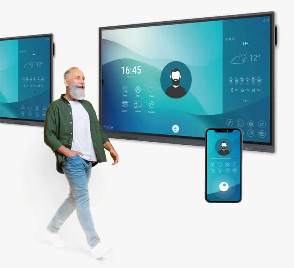 How to manage interactive screens fleet - SpeechiTouch