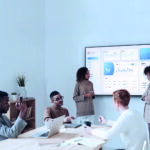Les écrans Speechi pour intégrer une interface digitale en entreprise
