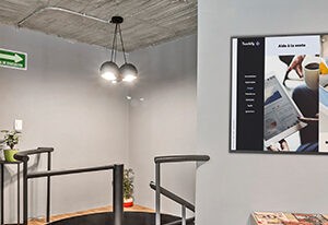 Digital signage display geschäft im einzelhandel