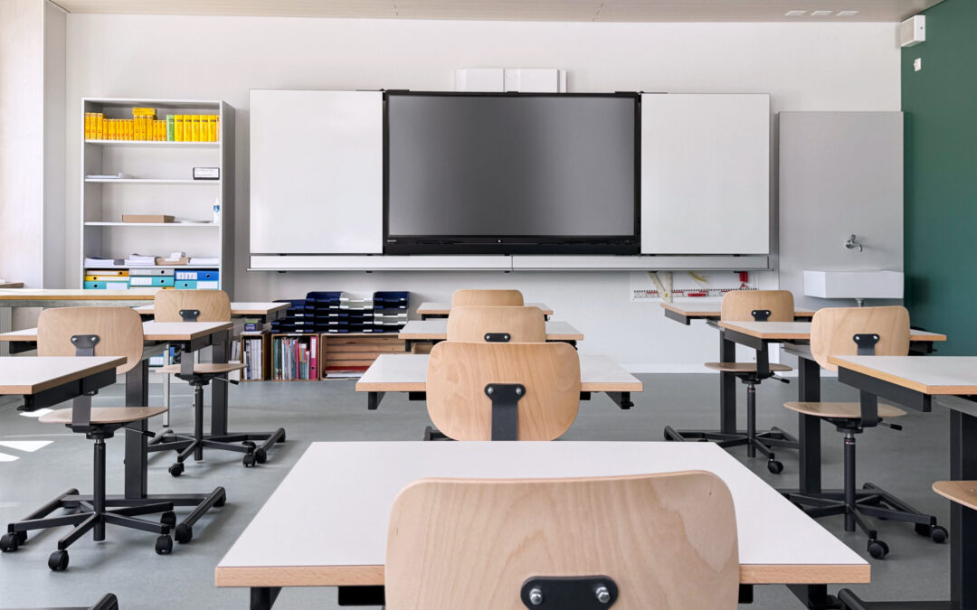 Best interactive display for schools and universities
