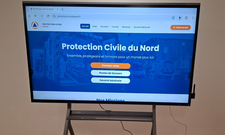 L'écran interactif Capacitif Speechi en 86"