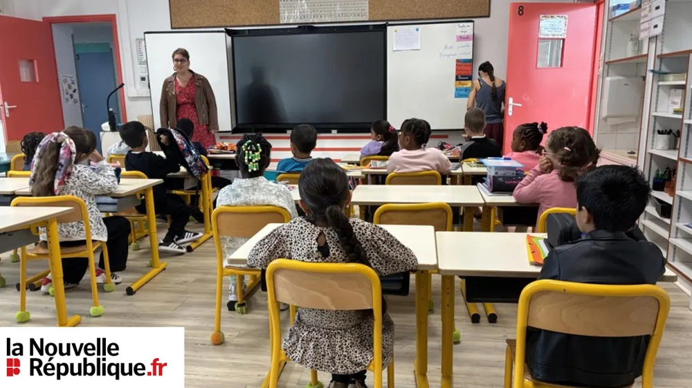Un écran numérique interactif Speechi installé par Numéritice à l'école Anatole France à Thouars, photo de La Nouvelle République